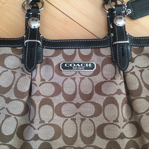 Coach Handbag - Picture 3 of 5